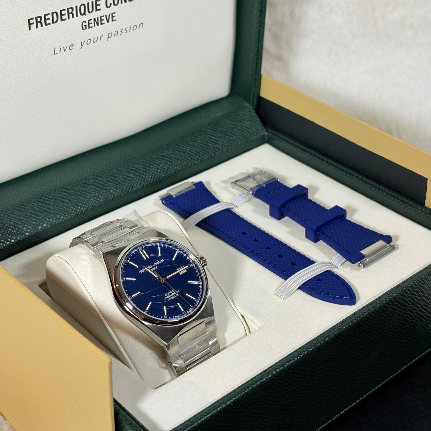 Frederique Constant Cosc Highlife Automatic Full set NUEVO