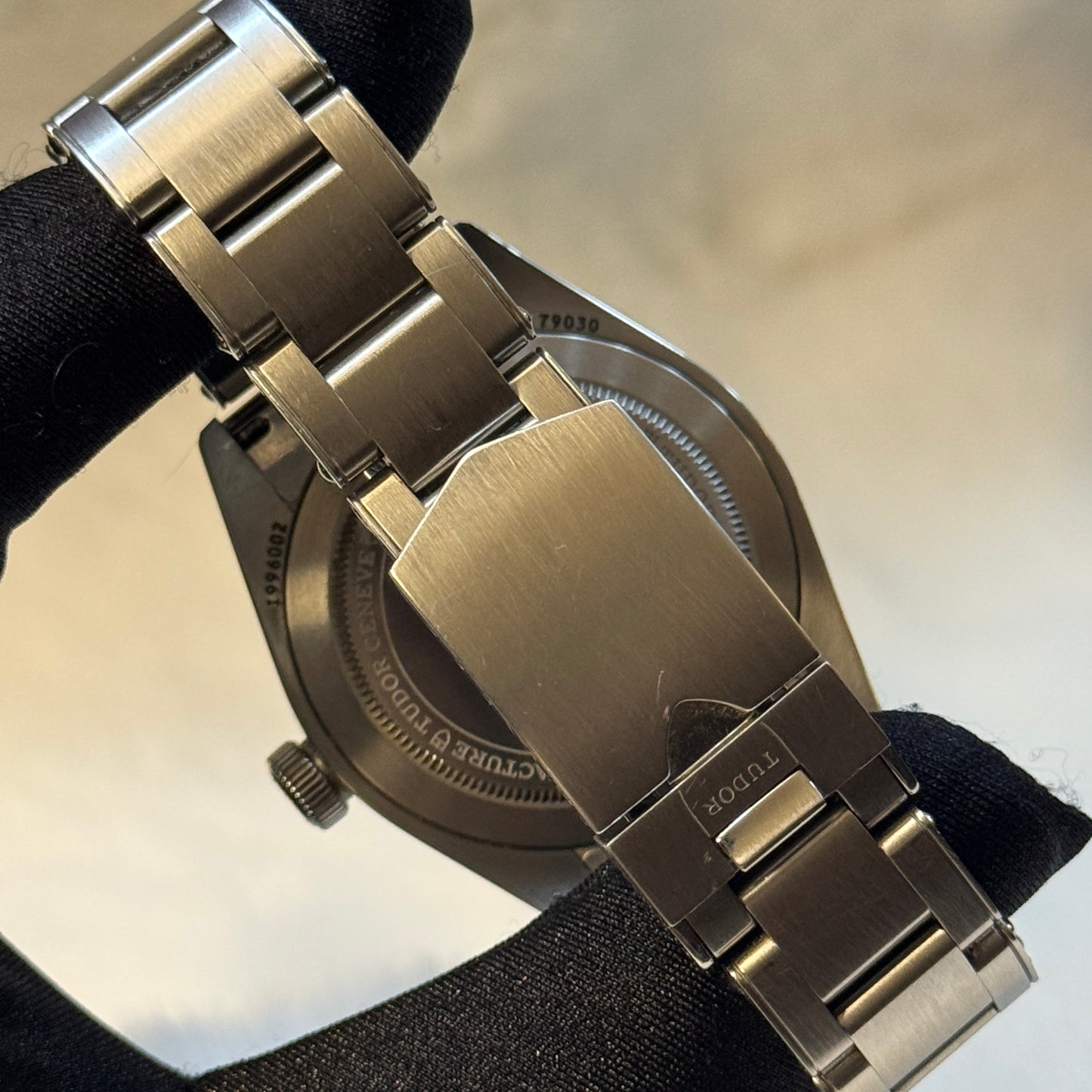 Tudor Black Bay 58 COSC 39mm