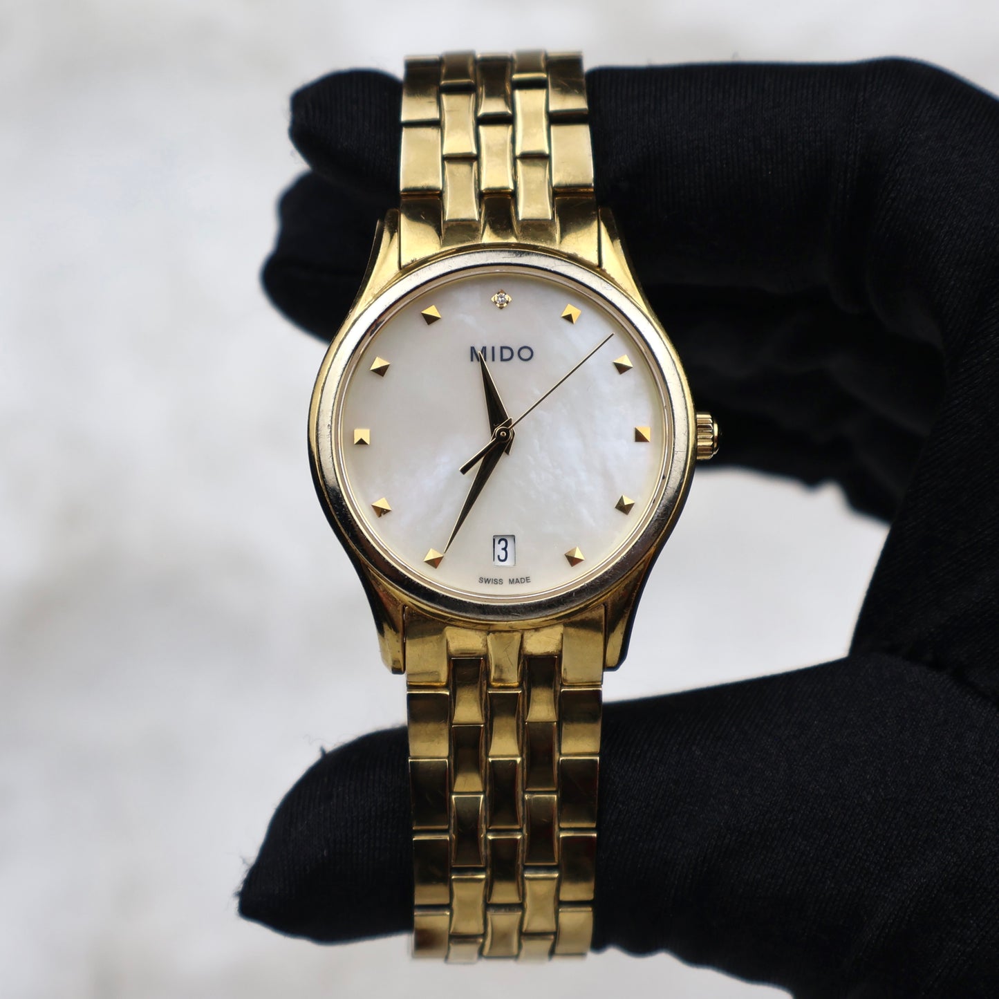 Mido Romantique Mother of Pearl Dial 31mm M004.210.33.116.00