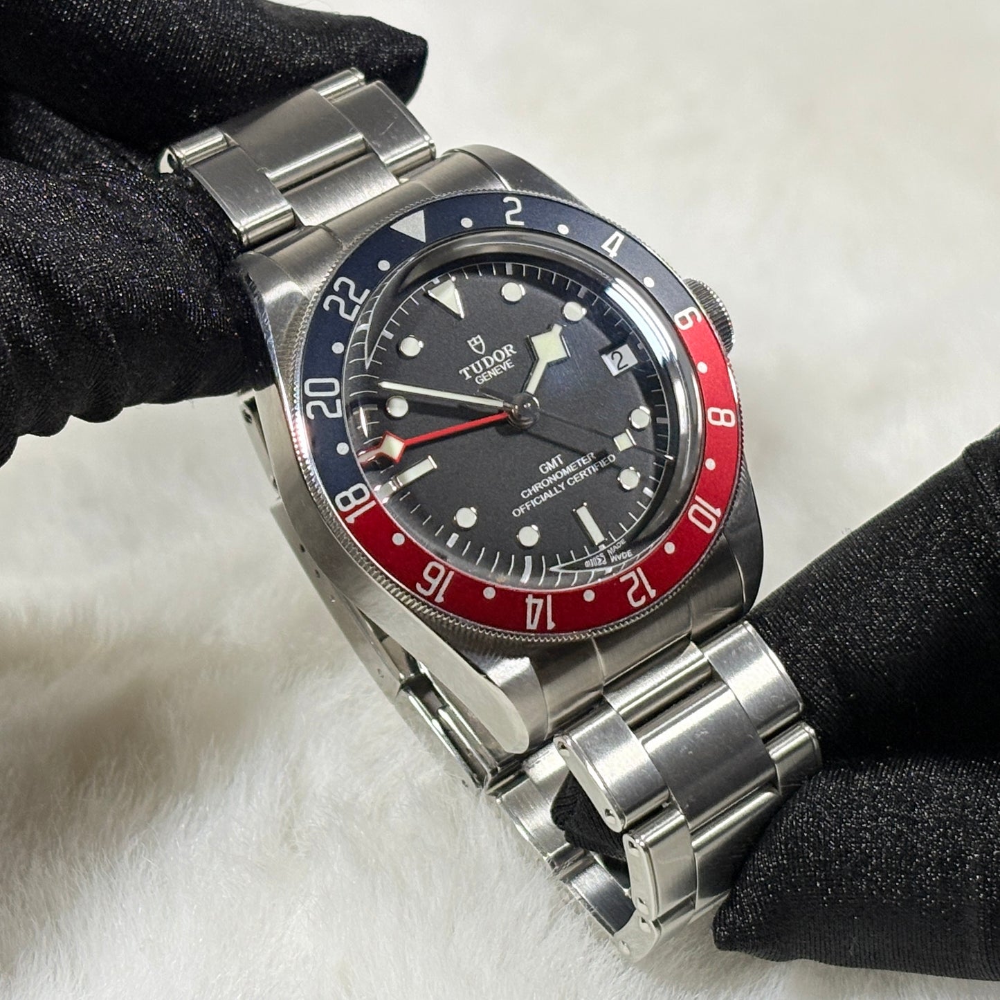 Tudor Black Bay GMT Pepsi 41mm FULL SET M79830RB-0001