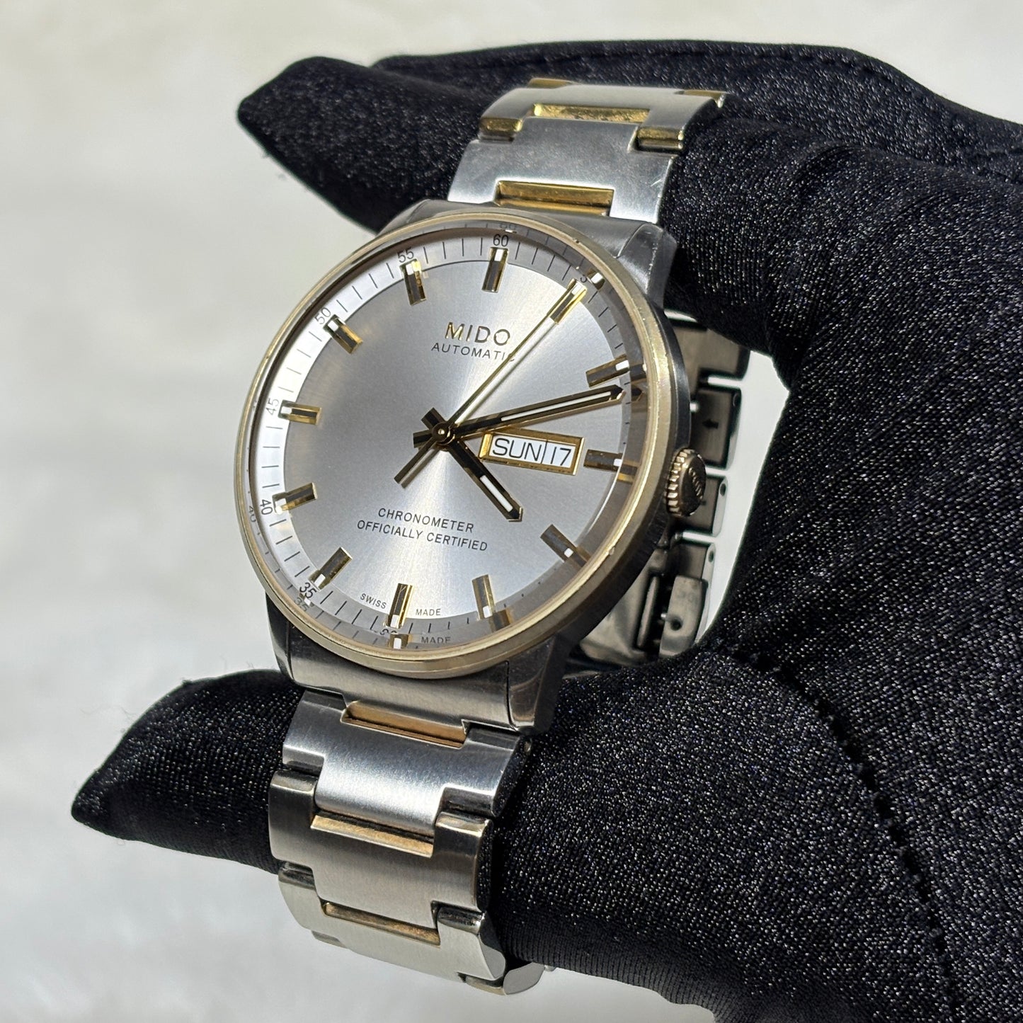 Mido Commander II Chronometer 40mm M021.431.22.071.00