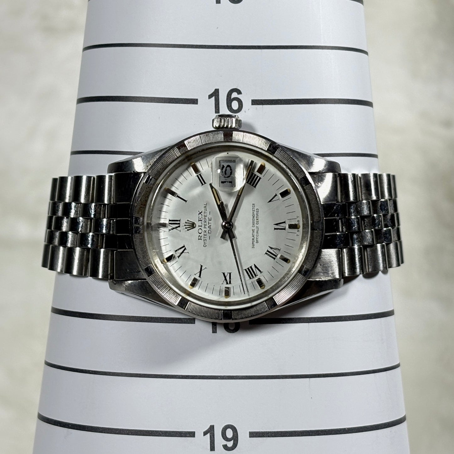 Rolex Oyster Perpetual Date White 34mm 15010